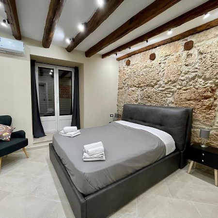 Tommy'S Rooms Палермо Экстерьер фото